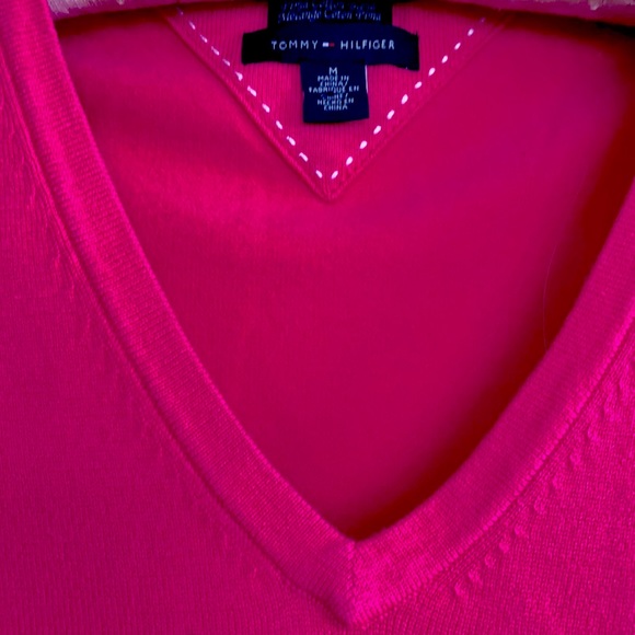 TOMMY HILFIGER V NECK LONG SLEEVE SWEATER/CARDIGAN - Picture 2 of 11